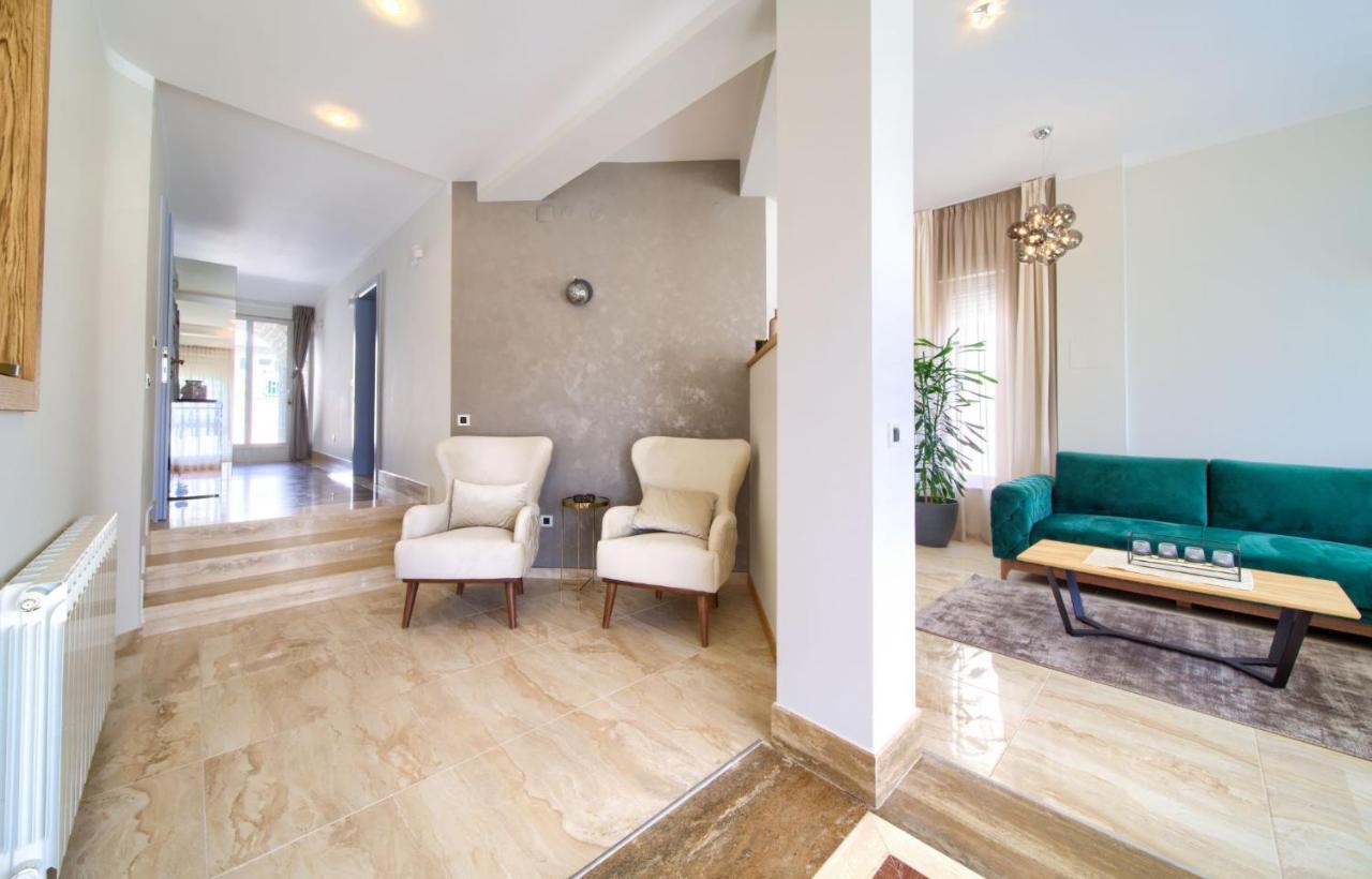 Villa Piano Пінезіци Екстер'єр фото